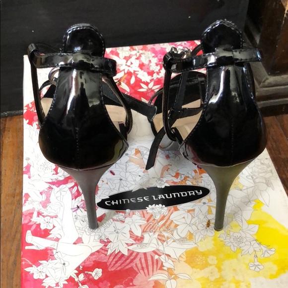 Chinese laundry Patent black heels - Picture 3 of 3
